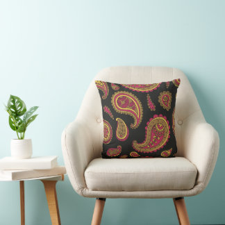Retro Paisley Pattern Throw Pillow