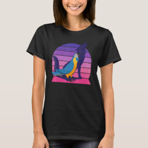 Retro Parrot I Howling Wolf I Screaming Blue Macaw T-Shirt