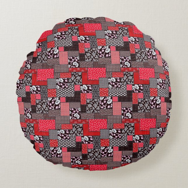 Retro Patchwork Floral Quilt Pattern Round Pillow (Front)