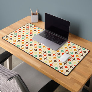 Retro pattern desk mat