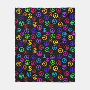 Retro Peace Sign Pattern Fleece Blanket