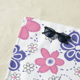 Retro Periwinkle Pink Flowers Beach Towel