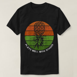 Retro Pineapple Summer Vibes Design T-Shirt