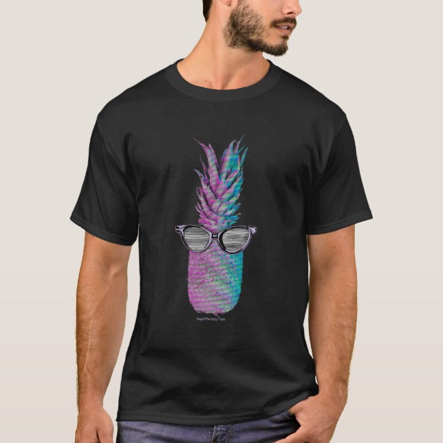 Retro Pineapple With Sunglasses Shades Summer Vibe T-Shirt (Front)