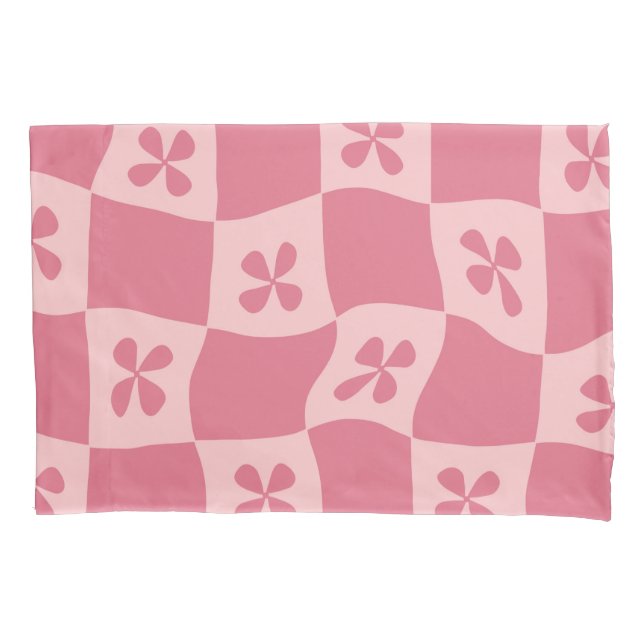 Retro Pink Chequered Floral Pattern Pillowcase (Front)