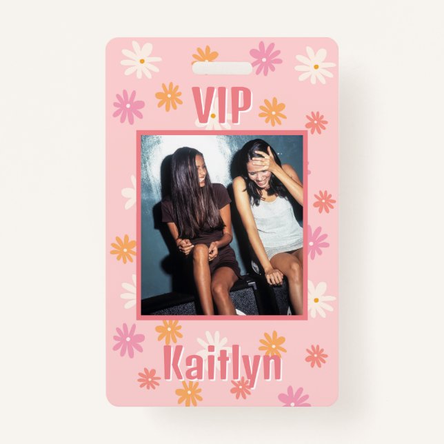 Retro Pink Daisy Bachelorette Party VIP Pass Badge (Front)