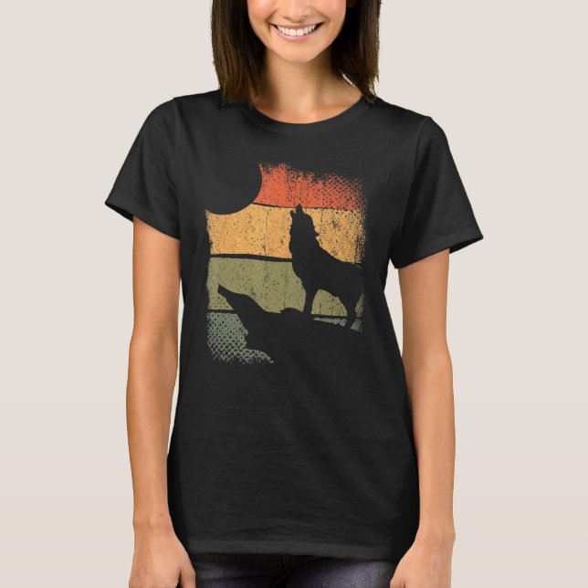 Retro Predator Forest Animal Howling Wolf T-Shirt (Front)