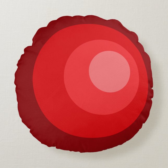 Retro Red Circles Round Pillow (Front)