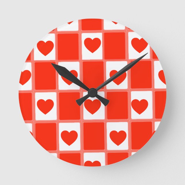 Retro Red Heart Chequerboard Pattern Round Clock (Front)