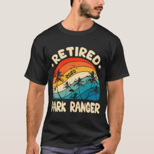 Retro Retired Park Ranger Vintage Retirement Worke T-Shirt