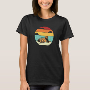 Retro royal tiger wild cat, predator cat, Siberian T-Shirt