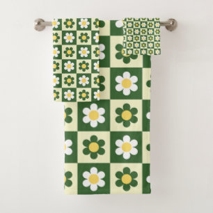 Retro Sage Green and Cream Daisy Checkerboard  Bath Towel Set