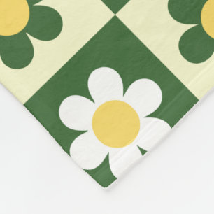 Retro Sage Green and Cream Daisy Chequerboard Fleece Blanket