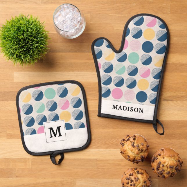 Retro Semi-Circle Pattern Oven Mitt & Pot Holder Set (Top Down)