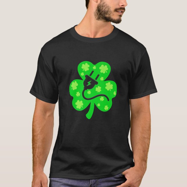 Retro Shamrock Electrician St.Patrick Day Irish Co T-Shirt (Front)