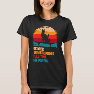 Retro Skater Retired Skateboarding Vintage Skateb T-Shirt