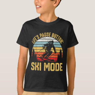 Retro skiing adventure ski snowboard enthusiasts T-Shirt