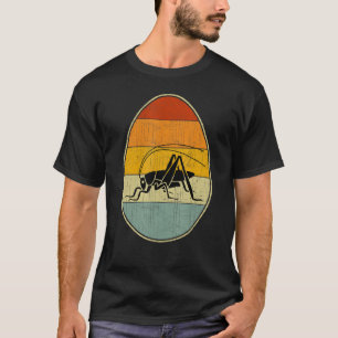 Retro Style Easter Egg Graphic Easter Day Grassh T-Shirt