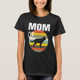 Retro Style Men Women and Kids German Shepherd Mom T-Shirt