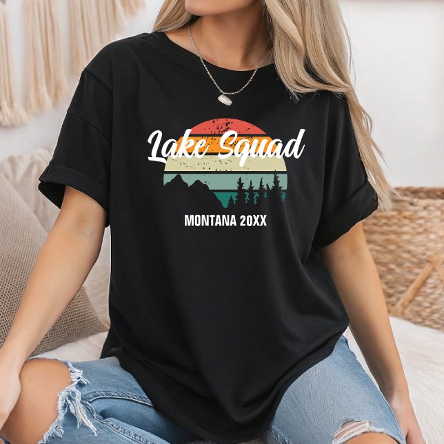 Retro Sunset Lake Squad Family Reunion Summer Trip T-Shirt (Creator Uploaded)