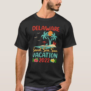 Retro Sunset Palm Tree Beach Vacation 2022 Delawar T-Shirt