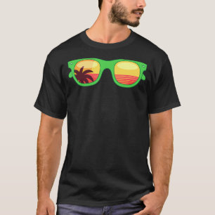 Retro Sunset Palm Trees Beach Exotic Tropical Sung T-Shirt