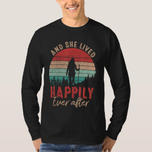 Retro Sunset Women's Hiking She Lived Happily Ever T-Shirt