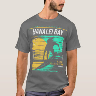 Retro Surfing Hanalei Bay Kauai Hawaii Vintage Sur T-Shirt