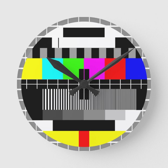 Retro TV Television Test Screen Wall Clock (Front)