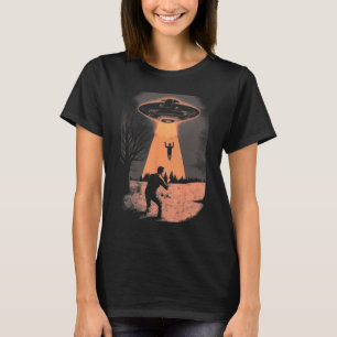Retro UFO Abduction Alien Adventure illustration T-Shirt