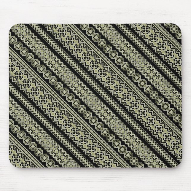 Retro ukrainian pattern mouse pad (Front)
