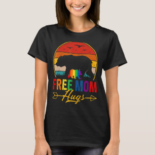 Retro Vintage Free Mom Hug Bear Lgbtq Gay Pride Mo T-Shirt