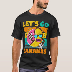 Retro Vintage Funny Banana Meme Let Go Banana Peac T-Shirt