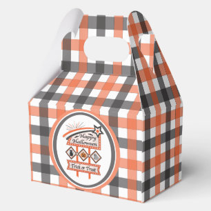 Retro Vintage Halloween Sign –Trick or Treat Plaid Favor Box