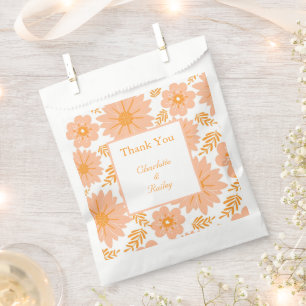 Retro Vintage Peach Fuzz Orange Flower Pattern Favour Bag