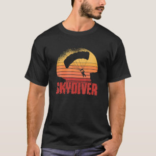 Retro Vintage Skydiver Skydiving Parachuting Skydi T-Shirt