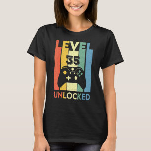 Retro Vintage Video Games Controller Level 35 Unlo T-Shirt