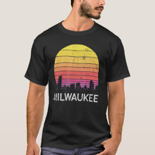 Retro Wisconsin Milwaukee Skyline Vintage Urban Bu T-Shirt