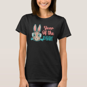 Retro Year of the Rabbit Happy New Year 2023 Famil T-Shirt