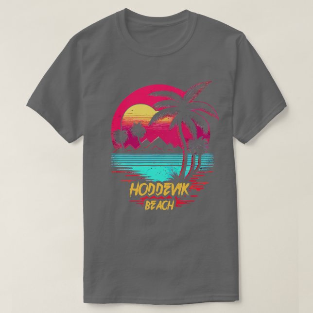 Retrowave Beach Hoddevik Beach T-Shirt (Design Front)