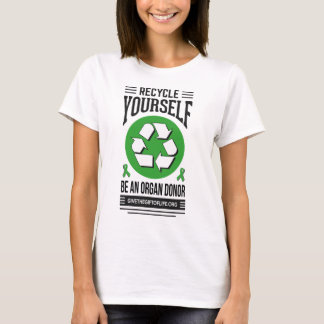 Réutilisez-vous le T-shirt de la femme