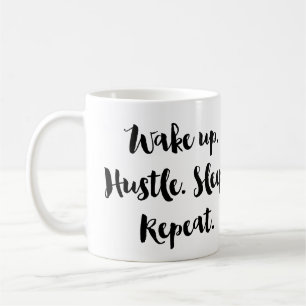 Réveillez la tasse de thé de café de répétiti