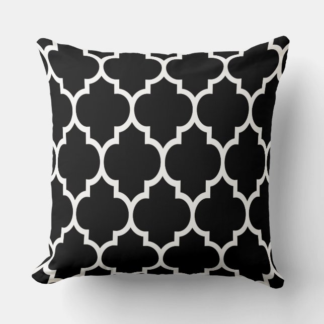 Reversible Black And White Quatrefoil Pattern Throw Pillow (Front)
