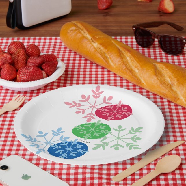 RGB Snowflakes Paper Plate (Picnic)