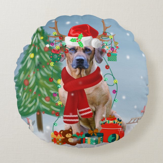 Rhodesian Ridgeback Dog in Snow Christmas Gift Round Pillow (Front)