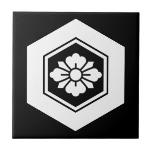 Rhombic flower with Swords in tortoiseshell Tile