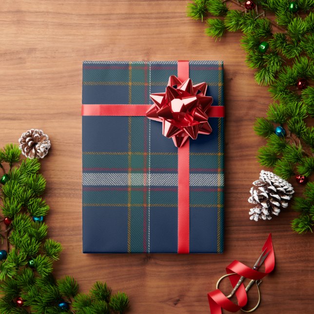 Rich Tartan Wrapping Paper (Holiday Gift)