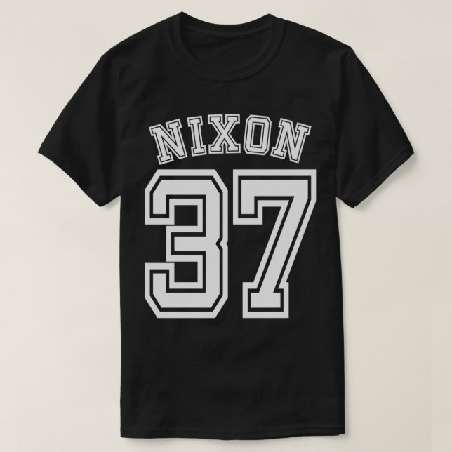 Richard M Nion 37 37th President of America USA Ca T-Shirt (Design Front)