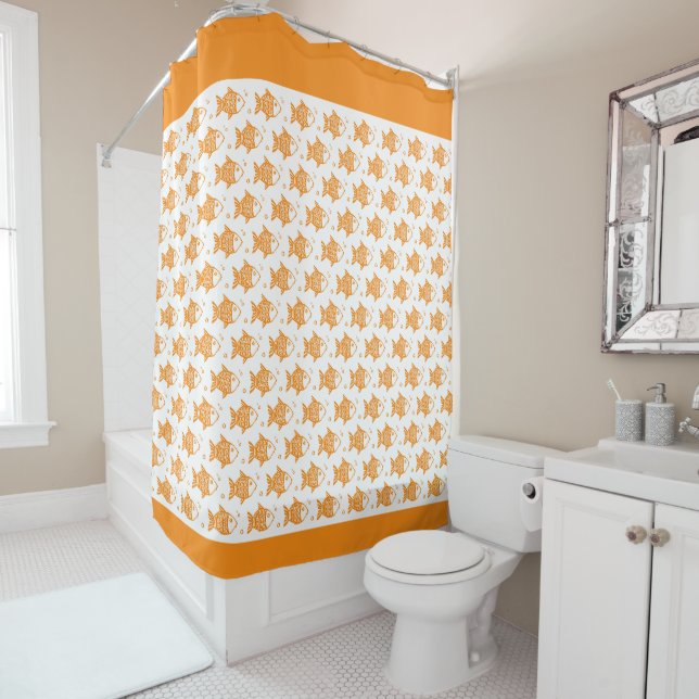 Rideau de douche aux poissons orange (En situation)