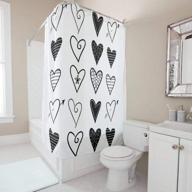Rideau de douche Coeurs blanc et noir (En situation)